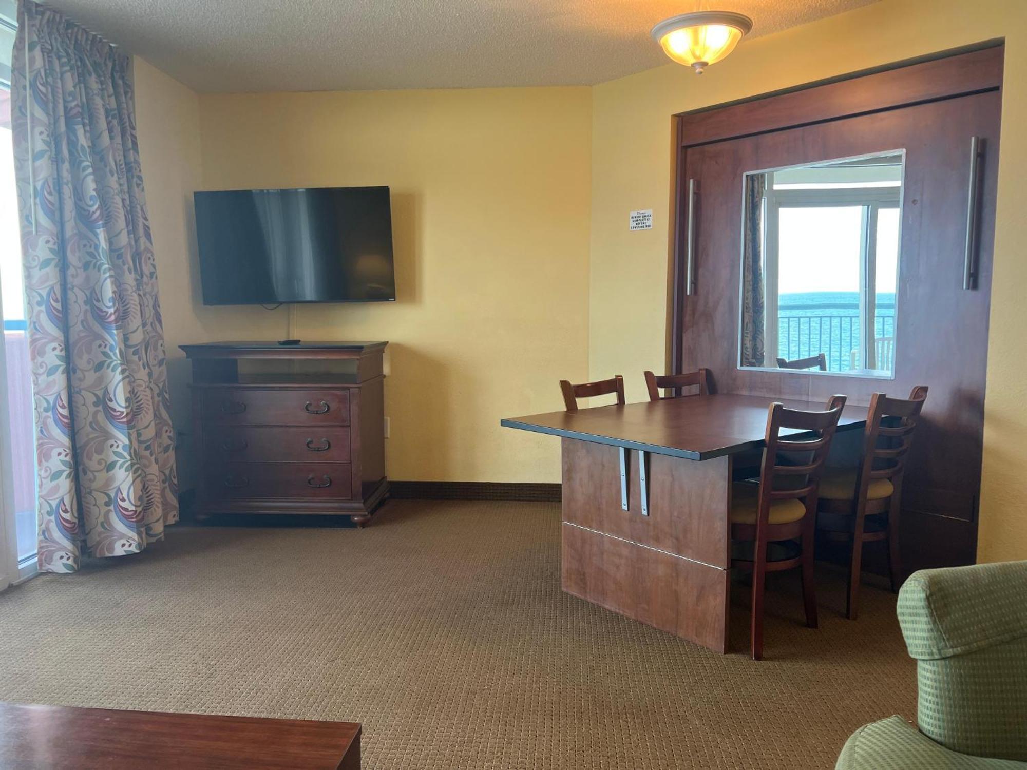 マートルビーチ 1604 N Ocean Blvd, 0703 - Ocean Front Sleeps 6ヴィラ エクステリア 写真